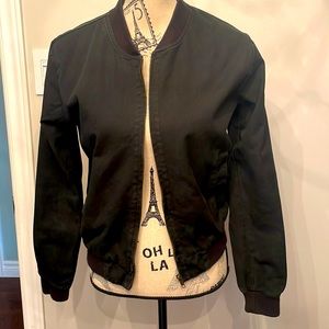 BRANDY MELVILLE BOMBER STYLE JACKET
